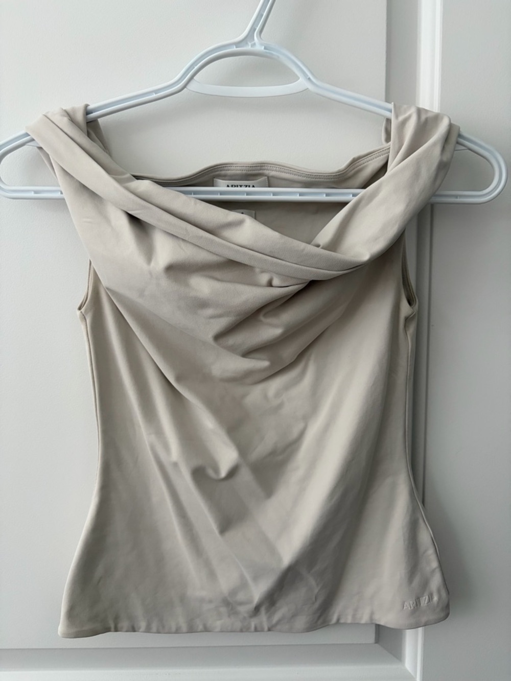 Aritzia Ravish Top Matte Pearl